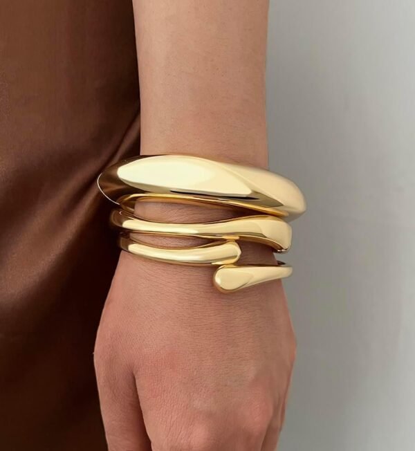 Chunky Gold Bangle Bracelets for Women, Dainty 14k Gold Plated Big Stackable Bangles Set, Trendy Statement Cuff Bracelet Stack Fashion Jewelry Gifts