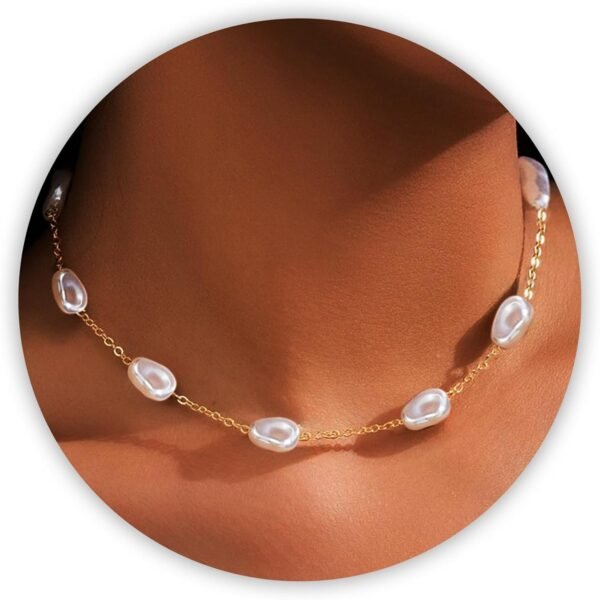 Pearl Necklaces for Women, Daisy Pearl Choker as Y Shaped Pearls Jewelry Gold Heart Necklace for Christmas Teen Gifts Trendy Stuff Birthday Gifts White Baroque Necklace as Wedding Jewelry